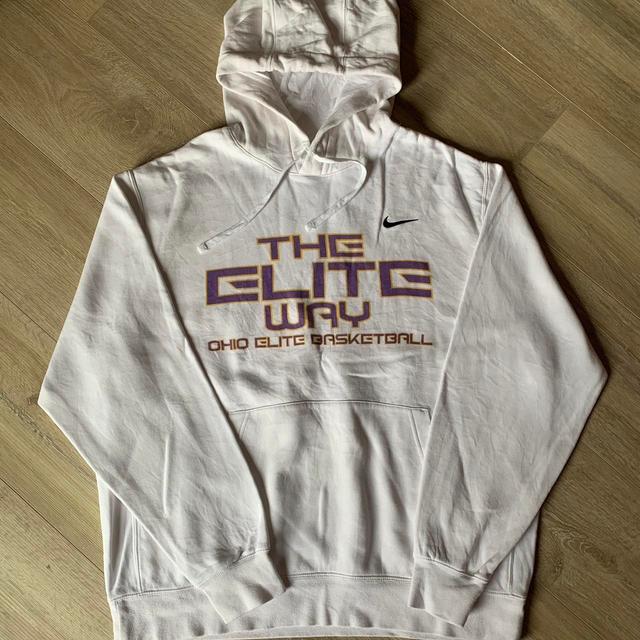 Nike Men's Hoodie - White - XL on Productcaster.