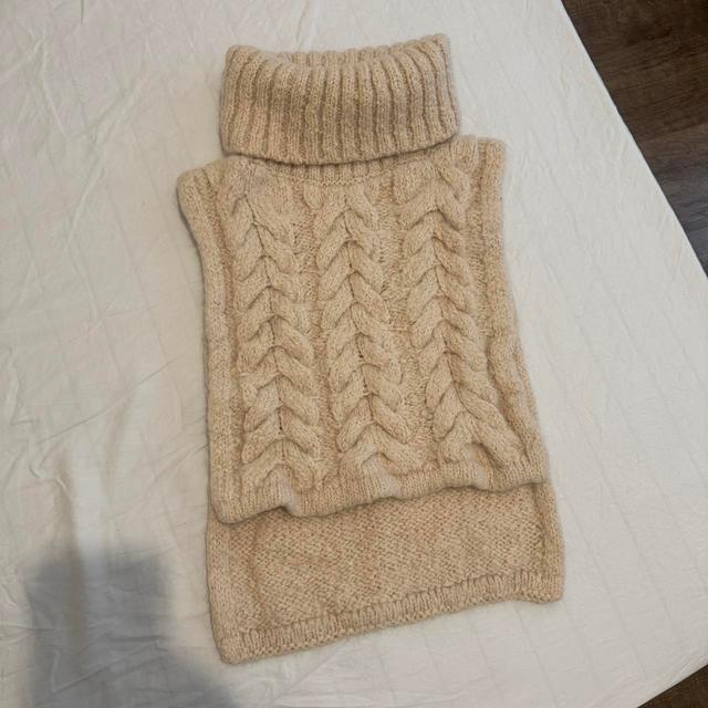 Arket Women's Jumper - Cream/Tan - One size on Productcaster.