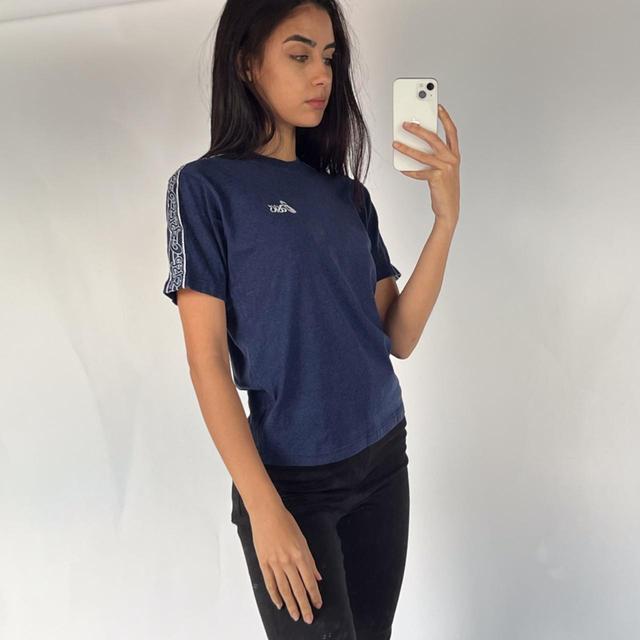 ASICS Women's T-shirt - Navy - 8 on Productcaster.