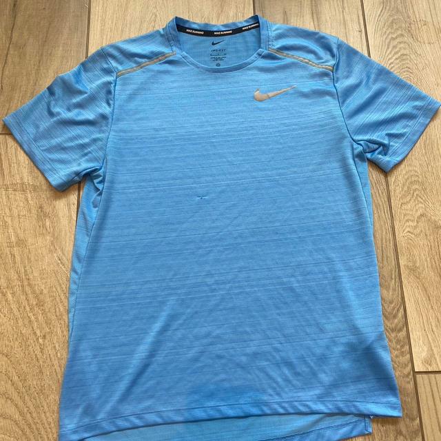 Nike Men's T-shirt - Blue - S on Productcaster.