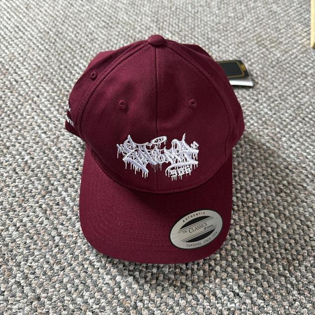 Yupoong Men's Hat - Burgundy on Productcaster.