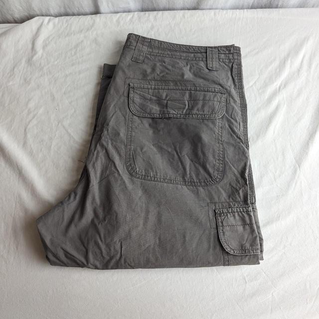 Cherokee Men's Shorts - Grey - 34" on Productcaster.