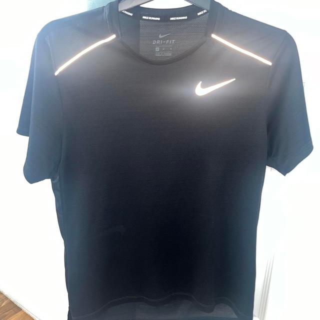 Nike Men's T-shirt - Black/Silver - M on Productcaster.