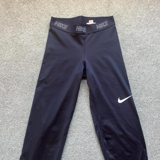 Nike Women's Leggings - Navy/Black - XS on Productcaster.