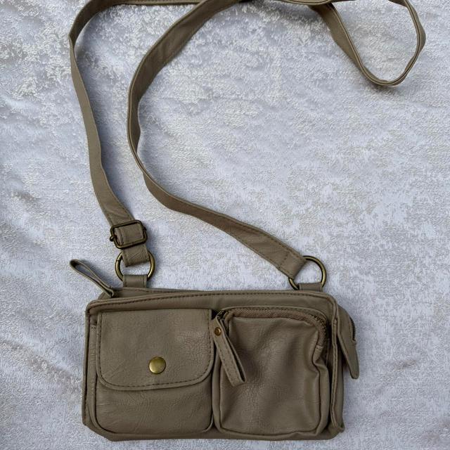 Women's Crossbody bags - Tan/Khaki on Productcaster.