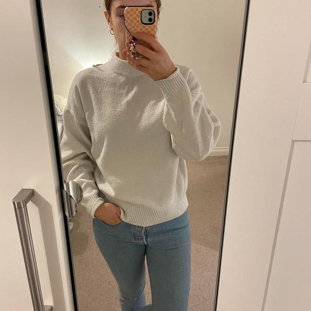 H&M Women's Jumper - White - S on Productcaster.