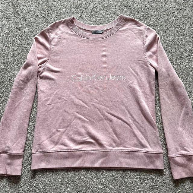 Calvin Klein Jeans Women's Jumper - Pink - L on Productcaster.