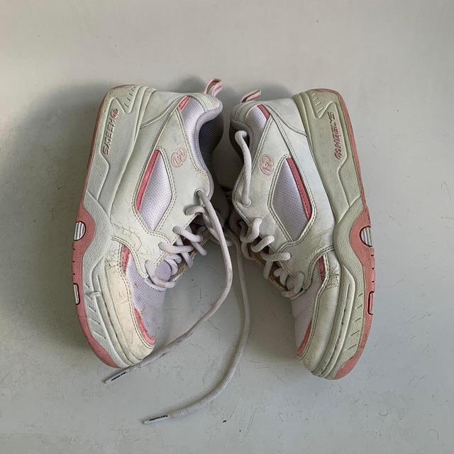 Heelys Women's Trainers - White/Pink - UK 7 on Productcaster.