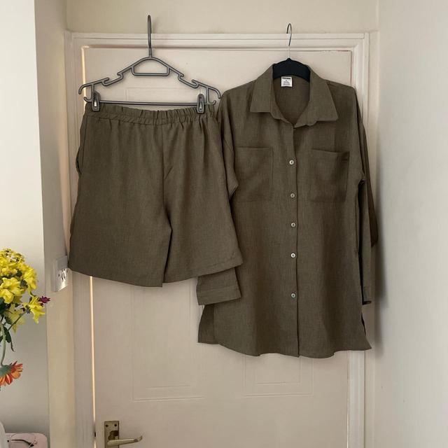 Women's Suit - Khaki/Green - XL on Productcaster.