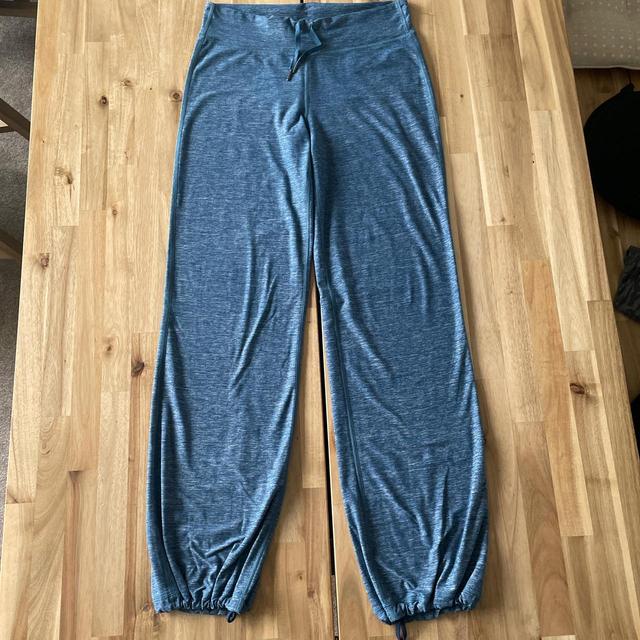 Lululemon Women's Sweatpants - Blue - UK 12 on Productcaster.