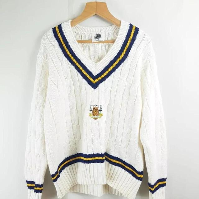 Vintage Women's Jumper - White/Multi - 18 on Productcaster.