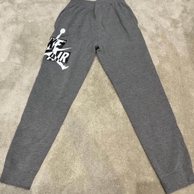 Nike Men's Sweatpants - Grey - S on Productcaster.