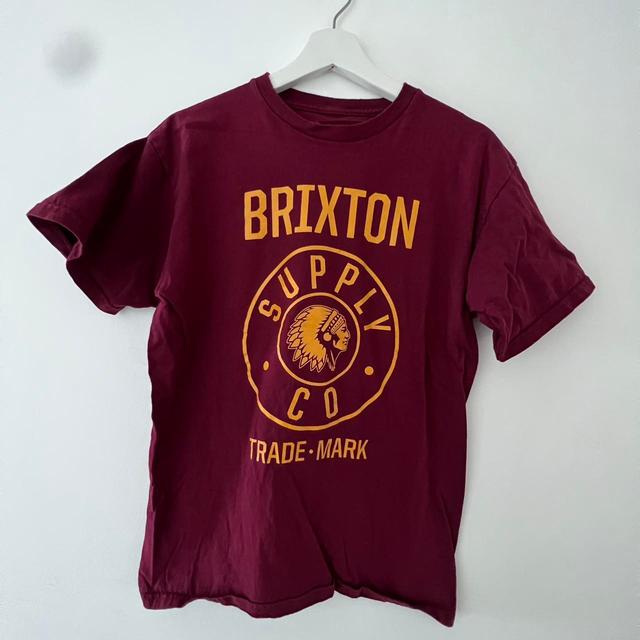 Brixton Men's T-shirt - Burgundy - M on Productcaster.