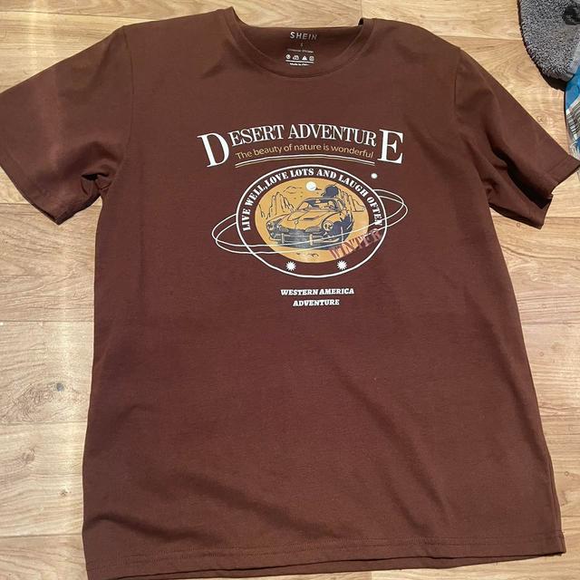 Men's T-shirt - Brown/Tan - S on Productcaster.