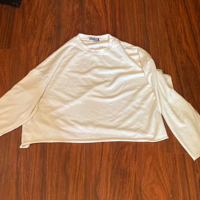 Men's Jumper - White - M on Productcaster.