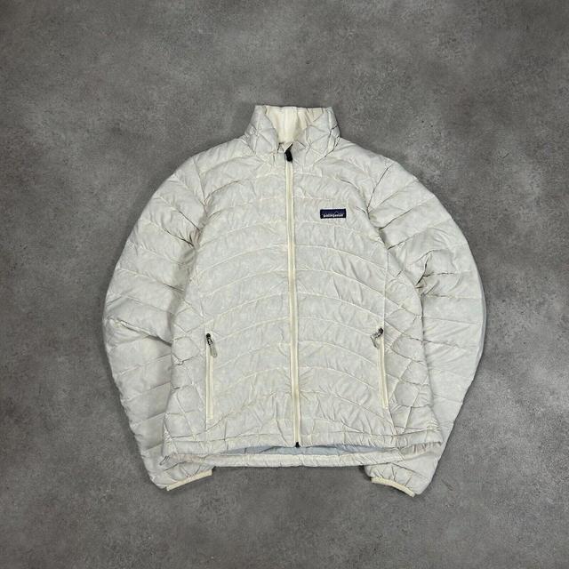 Patagonia Women's Jacket - White - M on Productcaster.