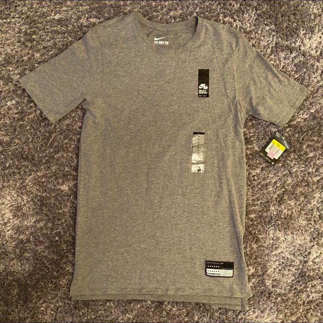 Nike Men's T-shirt - Grey - S on Productcaster.