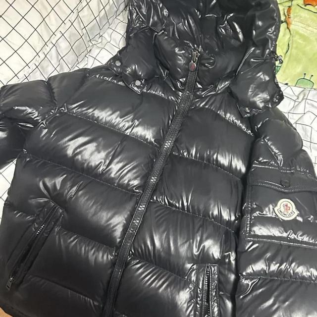 Moncler Men's Puffer Jacket - Black - M on Productcaster.