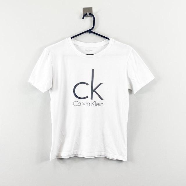 Calvin Klein Men's T-shirt - White - S on Productcaster.