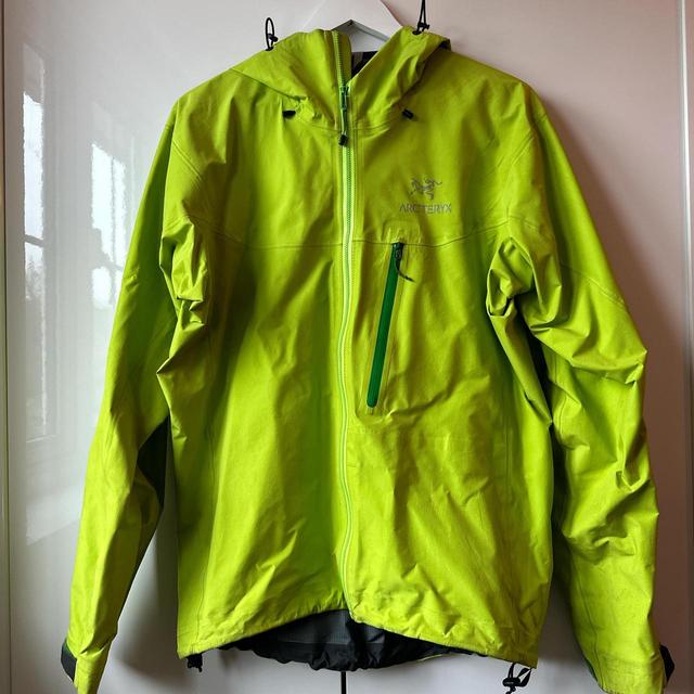 Arc'teryx Men's Jacket - Green - M on Productcaster.