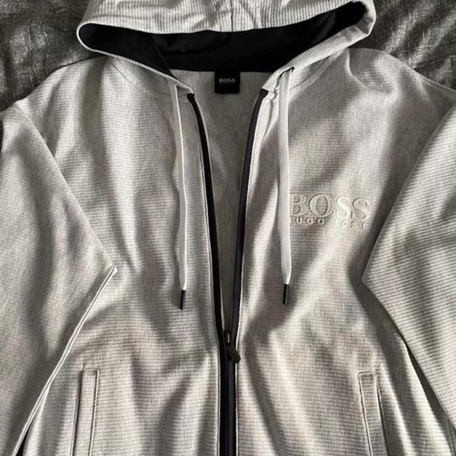 Hugo Boss Men's Hoodie - Grey - S on Productcaster.