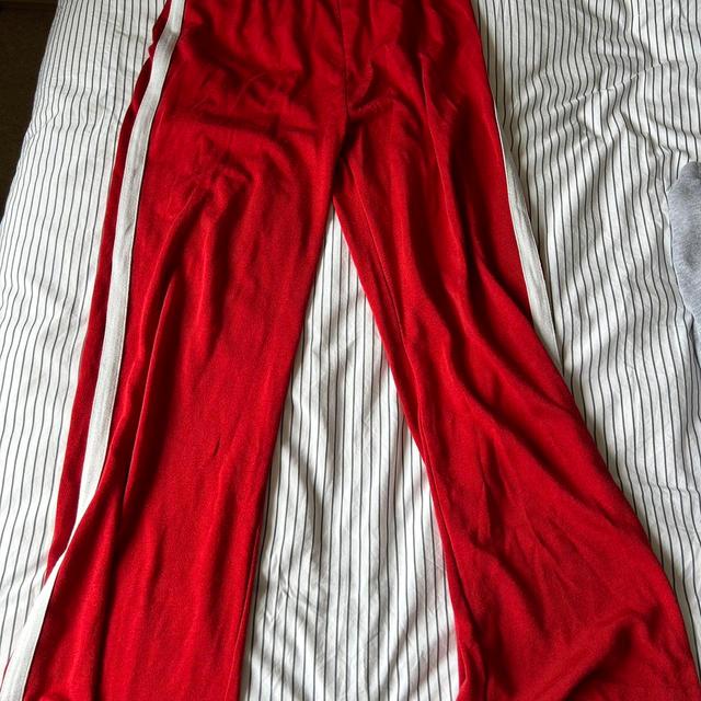 Brandy Melville Women's Sweatpants - Red/White - S on Productcaster.