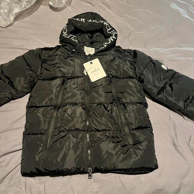 Moncler Men's Coat - Black - L on Productcaster.