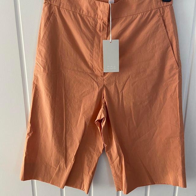 COS Women's Shorts - Orange - UK 6 on Productcaster.