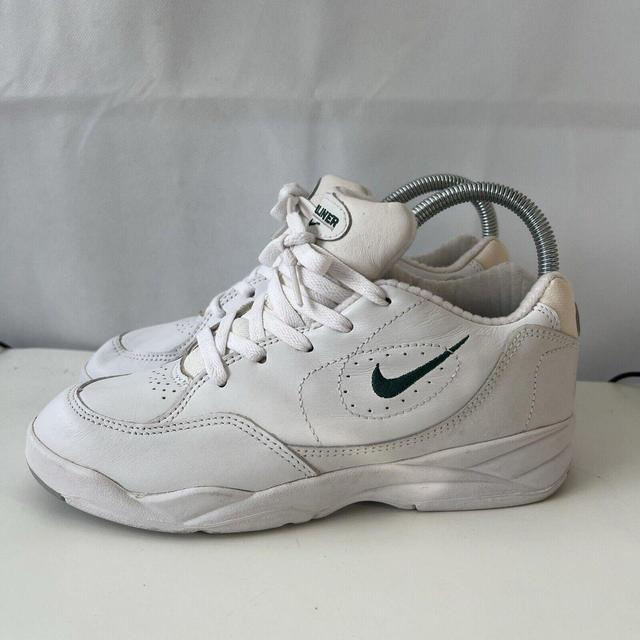 Nike Women's Trainers - White - UK 4 on Productcaster.