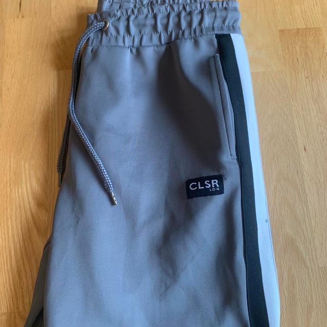 Closure London Men's Sweatpants - Grey - S on Productcaster.