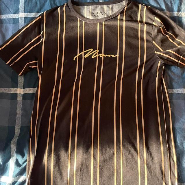 Boohoo Men's T-shirt - Brown/Multi - S on Productcaster.