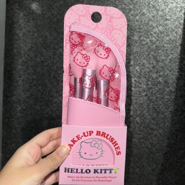 Hello Kitty Brushes and tools - Pink on Productcaster.