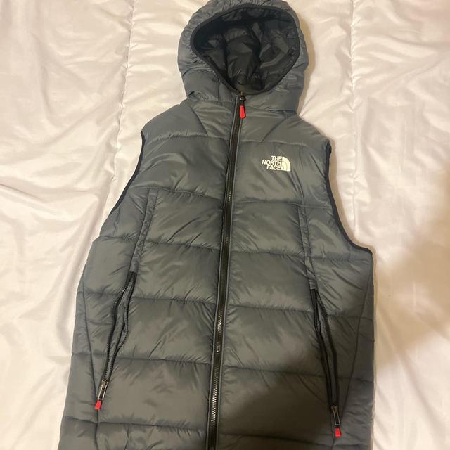 The North Face Men's Gilet - Grey - M on Productcaster.