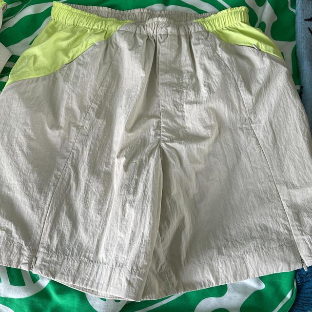 Y3 Men's Shorts - Cream/Green - M on Productcaster.