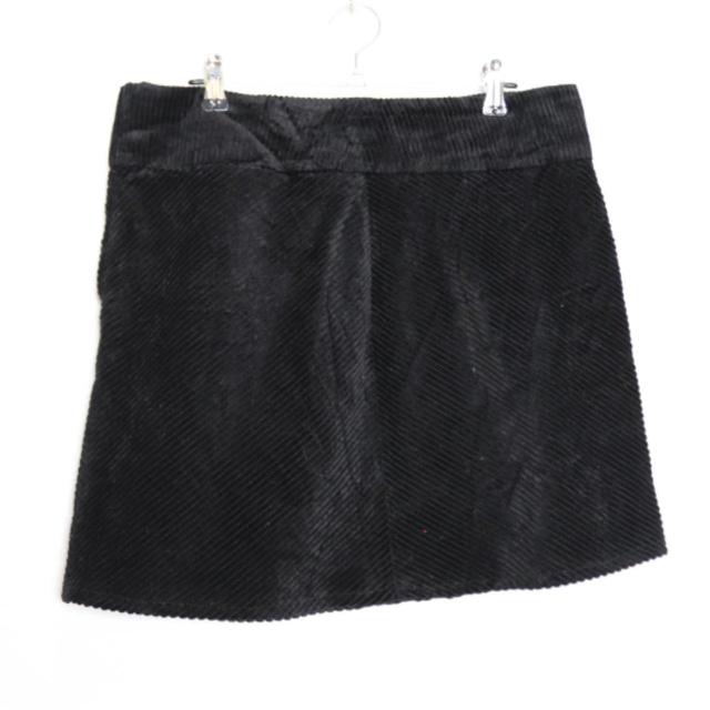 Vintage Women's Mini Skirt - Black - L on Productcaster.