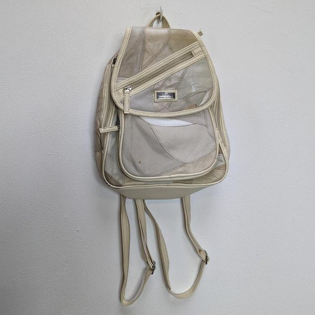 Vintage Women's Bag - White on Productcaster.