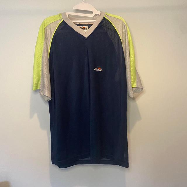 Ellesse Men's T-shirt - Navy/Yellow - L on Productcaster.