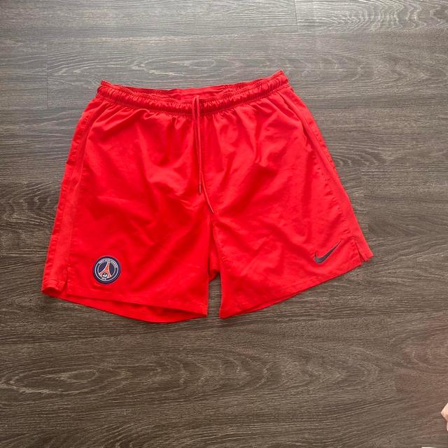 Nike Men's Shorts - Red - M on Productcaster.