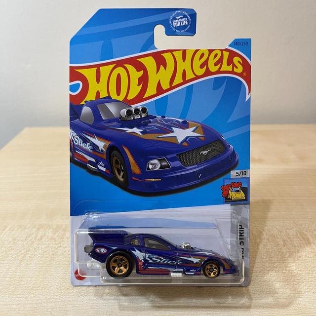 Hot Wheels Car - Purple/Blue on Productcaster.