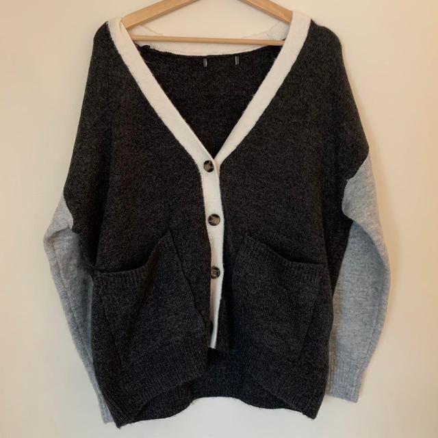 Women's Cardigan - Grey/Black - 8 on Productcaster.