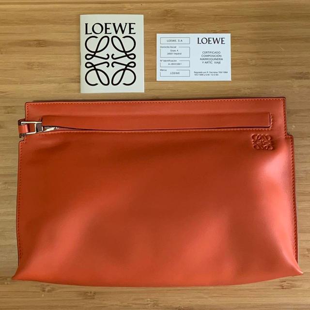 Loewe Women's Clutch bags - Orange on Productcaster.