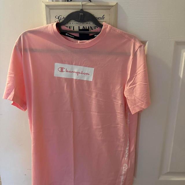 Champion Men's T-shirt - Pink - M on Productcaster.