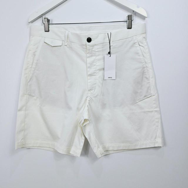 Mango Men's Shorts - White - 32" on Productcaster.