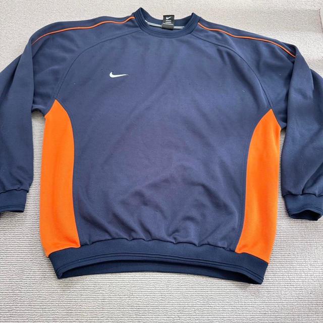 Nike Men's Jumper - Navy/Orange - M on Productcaster.