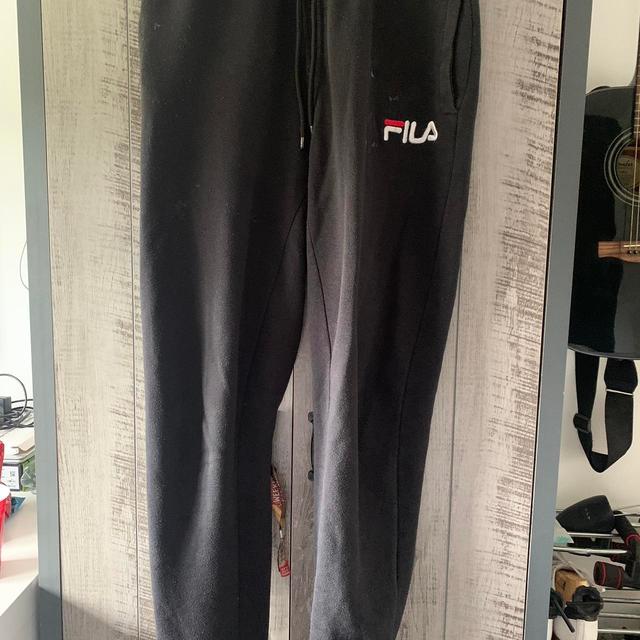 Fila Men's Sweatpants - Black - M on Productcaster.