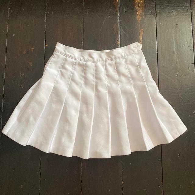 American Apparel Women's Skirt - White - S on Productcaster.