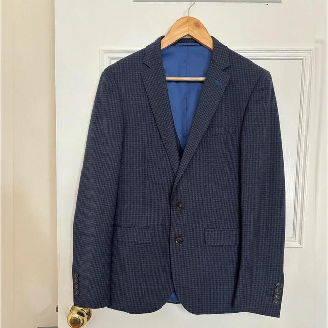 Men's Suit - Navy - S on Productcaster.