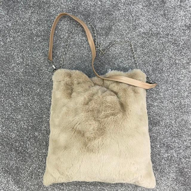 Vintage Women's Bag - Cream on Productcaster.