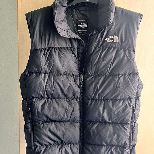 The North Face Men's Gilet - Black - S on Productcaster.