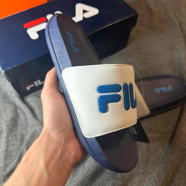 Fila Women's Trainers - White/Navy - UK 5.5 on Productcaster.